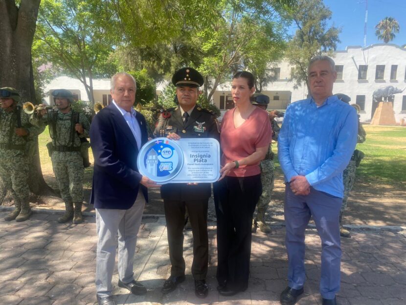 SSG entrega Insignia Planet Youth a zona militar No. 16-B “Cura Miguel Hidalgo y Costilla” en Sarabia.