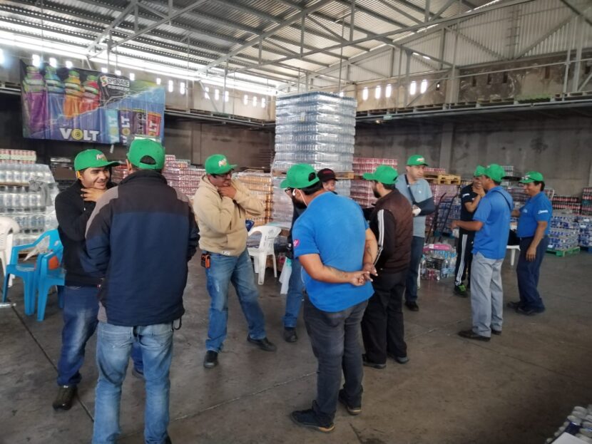 CAISES Uriangato capacita a trabajadores locales sobre RCP.