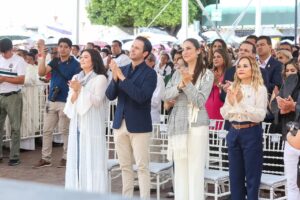 Asiste Libia Dennise a la celebración de los 500 Años de la Fundación de Apaseo el Grande