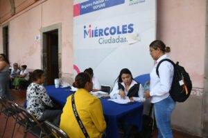 CIUDADANOS SE AFILIAN A LA CLÍNICA ‘SALUD CON PASO FIRME’