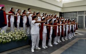 Pasan la luz a nueva generación de profesionales de enfermería en la DICIVA UG
