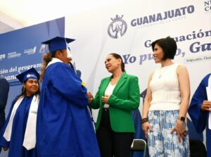 SE GRADÚAN 500 IRAPUATENSES COMO AGENTES DE CAMBIO DEL PROGRAMA ‘YO PUEDO, GUANAJUATO PUEDE’