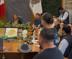 ALCALDESA MELANIE MURILLO RECONOCE A BOXEADORA SILAOENSE CONVOCADA A LA SELECCIÓN NACIONAL