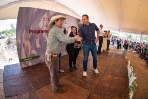 SIEMBRA MAURICIO TREJO FUTURO JUNTO A LAS FAMILIAS DEL CAMPO
