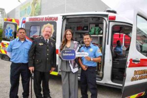 Reconoce Gobernadora vocación de servicio de las y los bomberos de Guanajuato