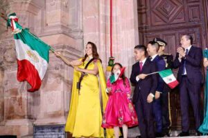 Conmemora Libia Dennise el Grito de la Independencia en Dolores Hidalgo.