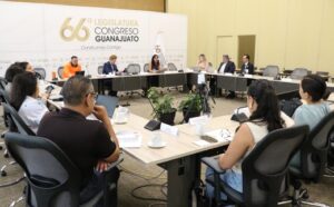 CONGRESO DEL ESTADO: Revisan iniciativas sobre derecho a la ciudad y 01 de octubre día feriado.