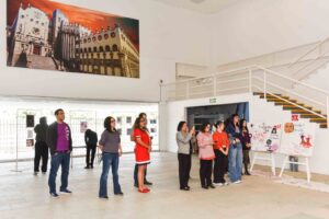 Exposición universitaria reconoce la fuerza, la determinación y la creatividad de las mujeres