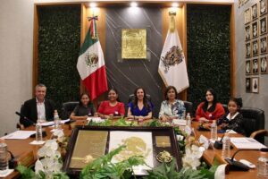 Presentan propuestas ciudadanas niñas y mujeres ganadoras de la dinámica: Presidenta por un Día