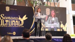 Celebran 148 años de historia de la “prepa oficial” de León