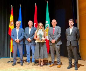RECONOCEN A SILAO CON PREMIO INTERNACIONAL POR LOS AVANCES DE SILAO LATE LIMPIO