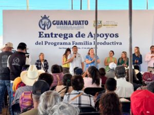 Realizan entrega masiva de apoyos productivos para fortalecer el campo de San Diego de la Unión
