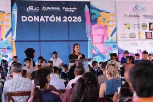 NIÑAS Y NIÑOS DE COMUNIDADES RURALES RECIBEN ÚTILES ESCOLARES.