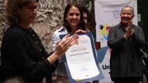 La Universidad de Guanajuato celebra el arte y el legado cervantino con la escultura Espíritu