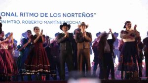 El BAFUG conquistó al público del FIC con un espectáculo lleno de música, color y tradición
