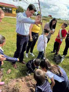 Participa Ayuntamiento con Cabildo Infantil en programa “Sembrando Futuro”