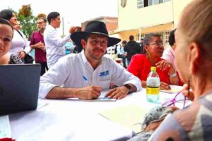Chelis Oliveros, acercó servicios y atenciones a 14 comunidades con “Alcalde en tu calle”