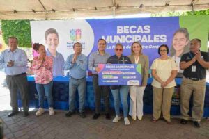 ENTREGA GOBIERNO MUNICIPAL 741 BECAS EDUCATIVAS CON UNA INVERSIÓN SUPERIOR A 1.4 MILLONES DE PESOS